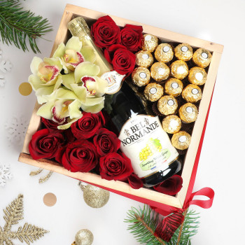 Fine Day Celebration Basket