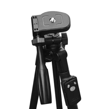 Yunteng Lightweight Aluminum Tripod With Bluetooth Shutter, Black