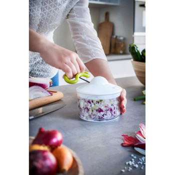 Tefal Non Electric 500 Ml Manual Chopper Transparent Black Green.