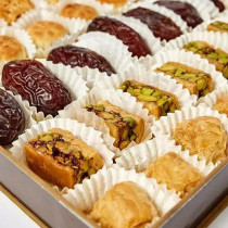 Premium Arabic Sweets Box