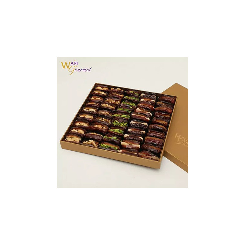 Box of Assorted Khudri Dates with Dry Nuts Fillings Gift by Wafi Gourmet 865g