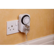 24 Hour Segment Timer Switch Energy Saver Plug Standard Size Hour Plug In Timer Socket Set 240V 3 Pin Plug 1 X Pack