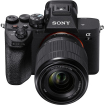Sony Alpha 7 Iv Full-Frame Mirrorless Interchangeable Lens Camera, 33 Mega Pixel Full-Frame Back-Illuminated Exmor R Cmos Image Sensor, Ilce-7M4K, With 28-70Mm Zoom Lens