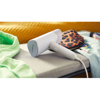 Philips 3000 series Compact and foldable Handheld Steamer STH3020/16, White, UAE Version"Min 1 year manufacturer warranty"
