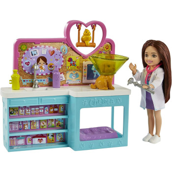 Barbie Chelsea Pet Vet Playset, Brunette Chelsea Doll, 4 Animal Figures, 18 Pet Vet Accessories, Great Gift for Ages 3 Years Old & Up, Mulicolor