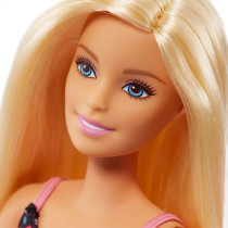 Barbie Doll and Supermarket Set, with Shopping Cart and 20 Pieces, 3 to 7 Year Olds GTK94