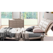 R2R Furniture Glorious Bed With Curve Side Look (White, Faux Leather)