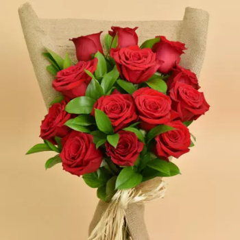 FNP 12 Valentines Red Roses Bouquet