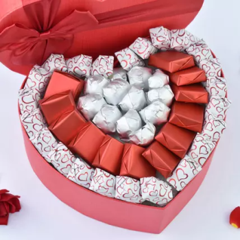 FNP Chocolates Sweetness in Heart Shape Box