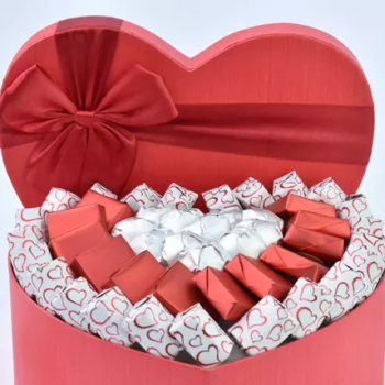 FNP Chocolates Sweetness in Heart Shape Box