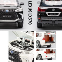 EROCK Exquisite car Model 1/24 Lexus 570 Off-Road in Luxury SUV Model Car, Zinc Alloy Pull Back Toy car with Sound and Light for Kids Boy Girl Gift (White)