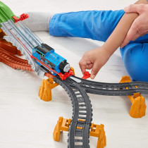 Fisher-Price Thomas & Friends Walking Bridge, Motorized Train Set GHK84