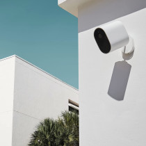 Xiaomi Mi Wireless Outdoor Security Camera 1080P - Weatherproof, 2-Way Audio, 130deg Wide Angle, 7M Pir Human Detection [Official Uk]