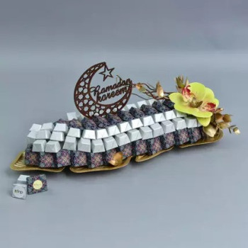 fnp Ramadan Kareem Wishes with Chocolates