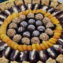 fnp Royal Ramadan Dates and Sweets Platter