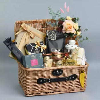 fnp Premium Gift Basket for Ramadan