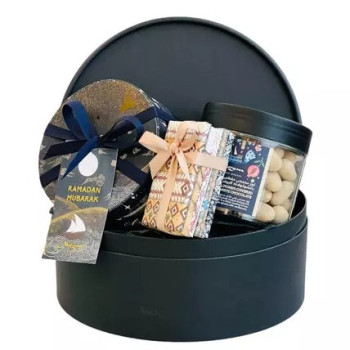 fnp By The Stars Ramadan Hat Box