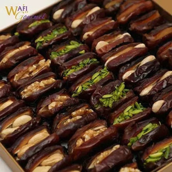 fnp Box of Assorted Khudri Dates with Dry Nuts Fillings Gift by Wafi Gourmet 865g