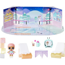 L.O.L. Surprise! 576648EUc Lol Winter Chill Hangout Spaces Set-Ice Sk8Ter-With 10+ Surprises Including Doll, Accessory, & Furniture-Fold-Out Playset-Collectable