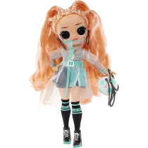 L.O.L. Surprise! 579793EUc Lol Surprise Omg Sports Fashion Doll Kicks Babe-Football Super Star Includes 20 Surprises & Accessories-Collectable-Suitable For Kids From 4 Years