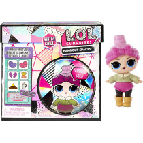 L.O.L. Surprise! Winter Chill Hangout Spaces Furniture Playset With Cozy Babe Doll, Multicolor, 576624C3