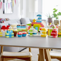 LEGO 10958 DUPLO Classic Creative Birthday Party Set with Deluxe Cake & Numbers for Toddlers 1 .5 Years Old