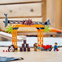 LEGO City The Shark Attack Stunt Challenge 60342 Playset, Multicolor