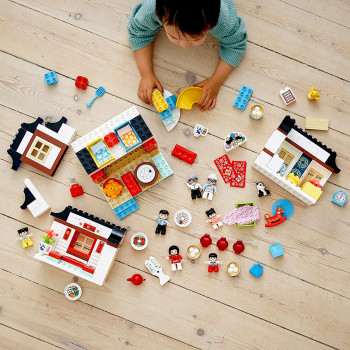 LEGO Duplo Town Happy Childhood Moments 10943 Family HoUSe Toy Playset Imaginative Play And Creative Fun For Kids (227 Pieces)