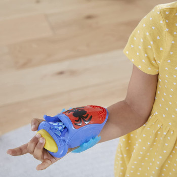 Spider-Man Marvel Spidey and His Amazing Friends Spidey Web Slinger, Role Play Toy, Fabric Web Extends And Retracts, Easy to Use, Ages 3 And Up, Frustration Free Packaging, multicolour, F14645L0