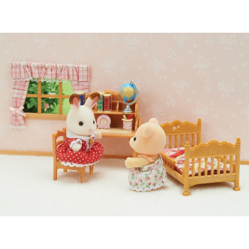 Sylvanian Families 5338 Children's Bedroom Set, Multicolor