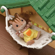 Sylvanian Families Lakeside Lodge Playset, Multicolor