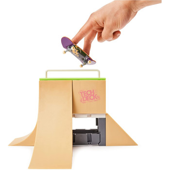 Tech Deck, Competition Wall X-Connect Park Creator, Customisable and Buildable Ramp Set with Exclusive Fingerboard, Kids Toy for Boys and Girls Ages 6 and up