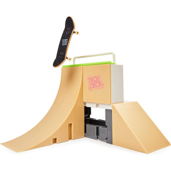 Tech Deck, Competition Wall X-Connect Park Creator, Customisable and Buildable Ramp Set with Exclusive Fingerboard, Kids Toy for Boys and Girls Ages 6 and up