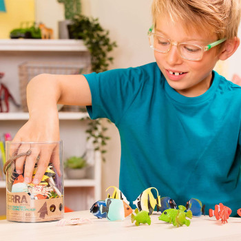 Terra by Battat - Tropical Fish World - Assorted Miniature Sea Animals, Toy Fish, & Tropical Fish Toys. Ideal Cake Toppers For Toddlers 3 & Up (60 Pc), Multicolor