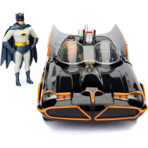 Batman 1966 Classic Batmobile 1:24