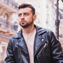 1More E1001 Tripler Driver In-Ear Headphones Two Balanced + One Dynamic Driver Delivery And Superior Sound Quality 3.5Mm Plug 99Db Sensitivity 32 Impedance - Silver