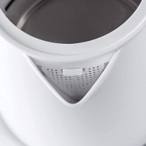 BLACK&DECKER Cordless Electric Kettle, 2200W Power, 1.7L, with Water-Level Indicator, Removable Filter & Auto Shut-Off, 360-Degree Cord Design, Perfect for Warm Beverages, 2 years warranty, JC70-B5