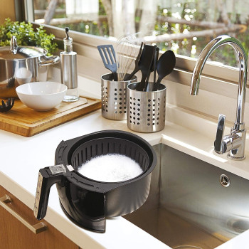 BLACK&DECKER Digital Air Fryer, 1500W, 4L/1.2kg, 360Degree Hot Air Convection Technology, Temperature & Time Controller, Touch Digital Display, Frying Grilling, Roasting & Baking, 2 years warranty, A400-B5