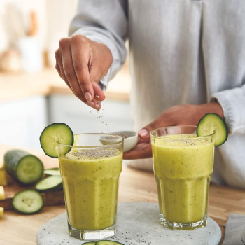 KENWOOD Glass Blender 1000W Power Blender Smoothie Blender/Smoothie Maker 1.5L with Grinder Mill, Chopper Mill, Ice Crush Function BLM45.720SS Black/Silver