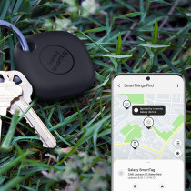 SAMSUNG Galaxy SmartTag Bluetooth Item Finder And Key Finder, 120m Finding Range, 1 Pack, Black (UK Version)