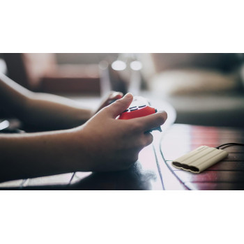 SAMSUNG T7 Shield Portable SSD - 1 TB - USB 3.2 Gen.2 External SSD Beige (MU-PE1T0K/EU)