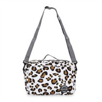 Little Story Baby Diaper Changing Clutch Kit - Leo For All Ages, Unisex (LS_DCCK_LE)