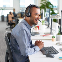 Logitech New logitech h390 USB Headset with noisecanceling Microphone Bulk Packaging 5.8 Ounce Black 23.1