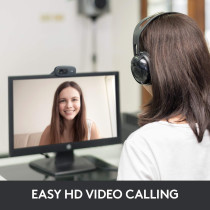 Logitech C270 Hd Webcam, Hd 720P/30Fps, Widescreen Hd Video Calling, Hd Light Correction, Noise Reducing Mic, For Skype, Facetime, Hangouts, Webex, Pc/Mac/Laptop/Macbook/Tablet Grey, Black