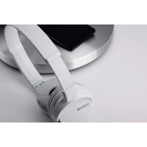 SONY MDR ZX110AP Wired On Ear Headphones With Tangle Free Cable, 3.5Mm Jack, Headset With Mic For Phone Calls, White, MDRZX110AP/W