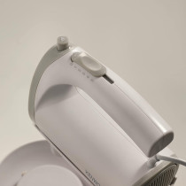 Kenwood Stand Mixer Hand (Electric Whisk) 300W With 2.4L Rotary Bowl, 5 Speeds + Turbo Button, Twin Stainless Steel Kneader And Beater For Mixing, Hmp22.000Wh White