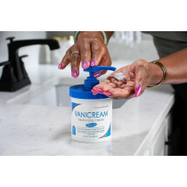 Vanicream Moisturizing Skin Cream with Pump Dispenser, 16 Fl Oz (Pack of 1)