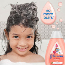Johnson's Curl-Defining, Frizz Control, Tear-Free Kid's Shampoo with Shea Butter, 13.6 Fl Oz