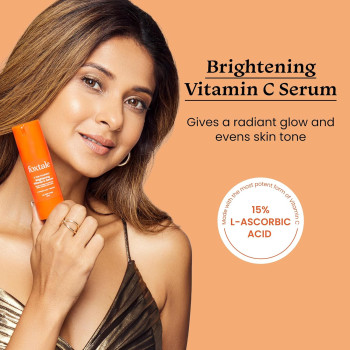 Foxtale 15 Percentage Vitamin C Face Serum For Glowing Skin With Pure L-Ascorbic Acid And Vitamin E, Brightening Serum For Dark Spots, 30 ML (Pack of 1)