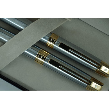 Sheaffer Ferrari 300 Limited Collections,Brushed Chrome Barrel Rollerball and Ballpoint pens set